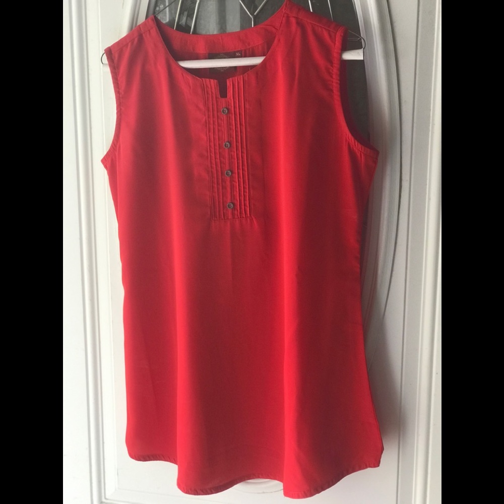 💼 SAKSHI Women’s top candy